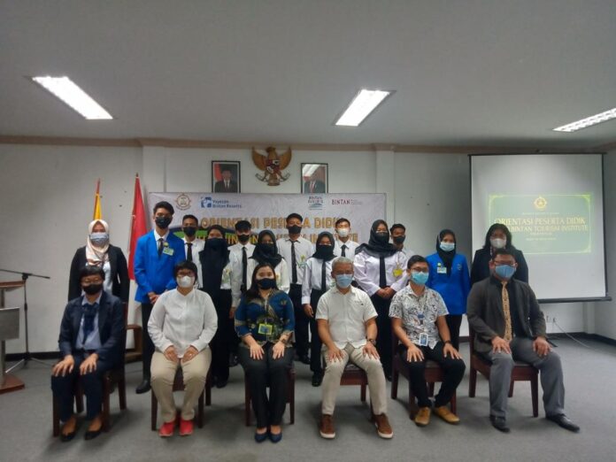 WhatsApp-Image-2022-02-07-at-15.03.41-696x522